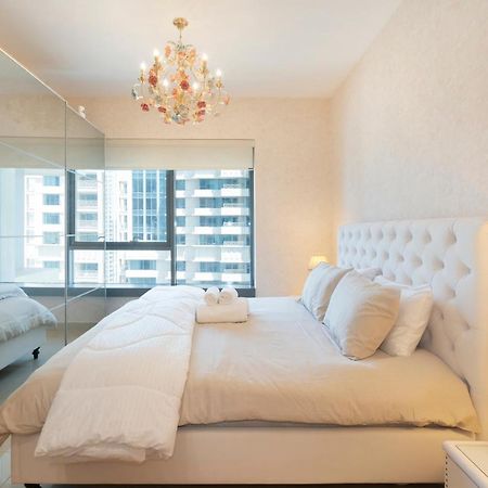 Downtown Dubai, Luxury 2 Bed 2 Bath Apartment - Pool, Gym, Aircon, Parking - Views Of The Dubai Fountain & Burj Khalifa Exterior foto