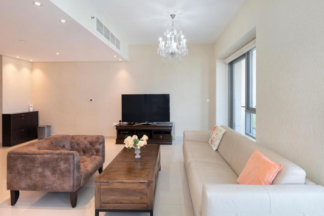 Downtown Dubai, Luxury 2 Bed 2 Bath Apartment - Pool, Gym, Aircon, Parking - Views Of The Dubai Fountain & Burj Khalifa Exterior foto