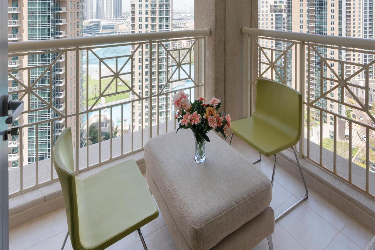 Downtown Dubai, Luxury 2 Bed 2 Bath Apartment - Pool, Gym, Aircon, Parking - Views Of The Dubai Fountain & Burj Khalifa Exterior foto