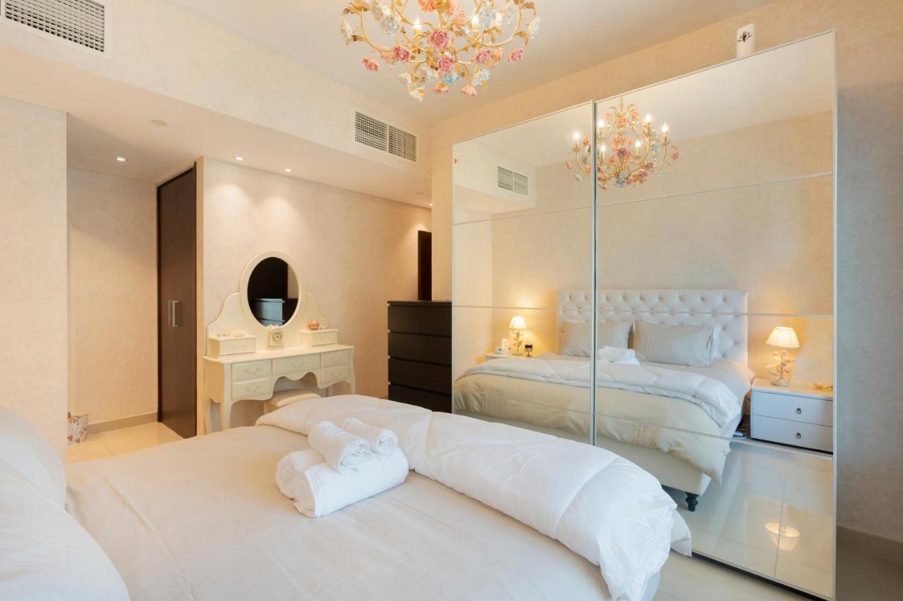 Downtown Dubai, Luxury 2 Bed 2 Bath Apartment - Pool, Gym, Aircon, Parking - Views Of The Dubai Fountain & Burj Khalifa Exterior foto